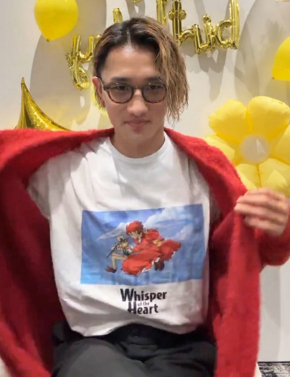 2人してジブリのTシャツ着てるの💛💜 ジブリデートでも行くん？ いわ