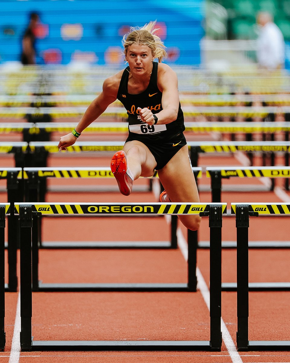 IowaXC_TF's tweet photo. Put in the work 👏

Women's Heptathlon Results:
5. Pauline Bikembo - 5,722 points, 1st at Iowa
10. Carlee Rochford - 5,319 points, PR + 8th at Iowa

#Hawkeyes https://t.co/L02oJ1SEDb