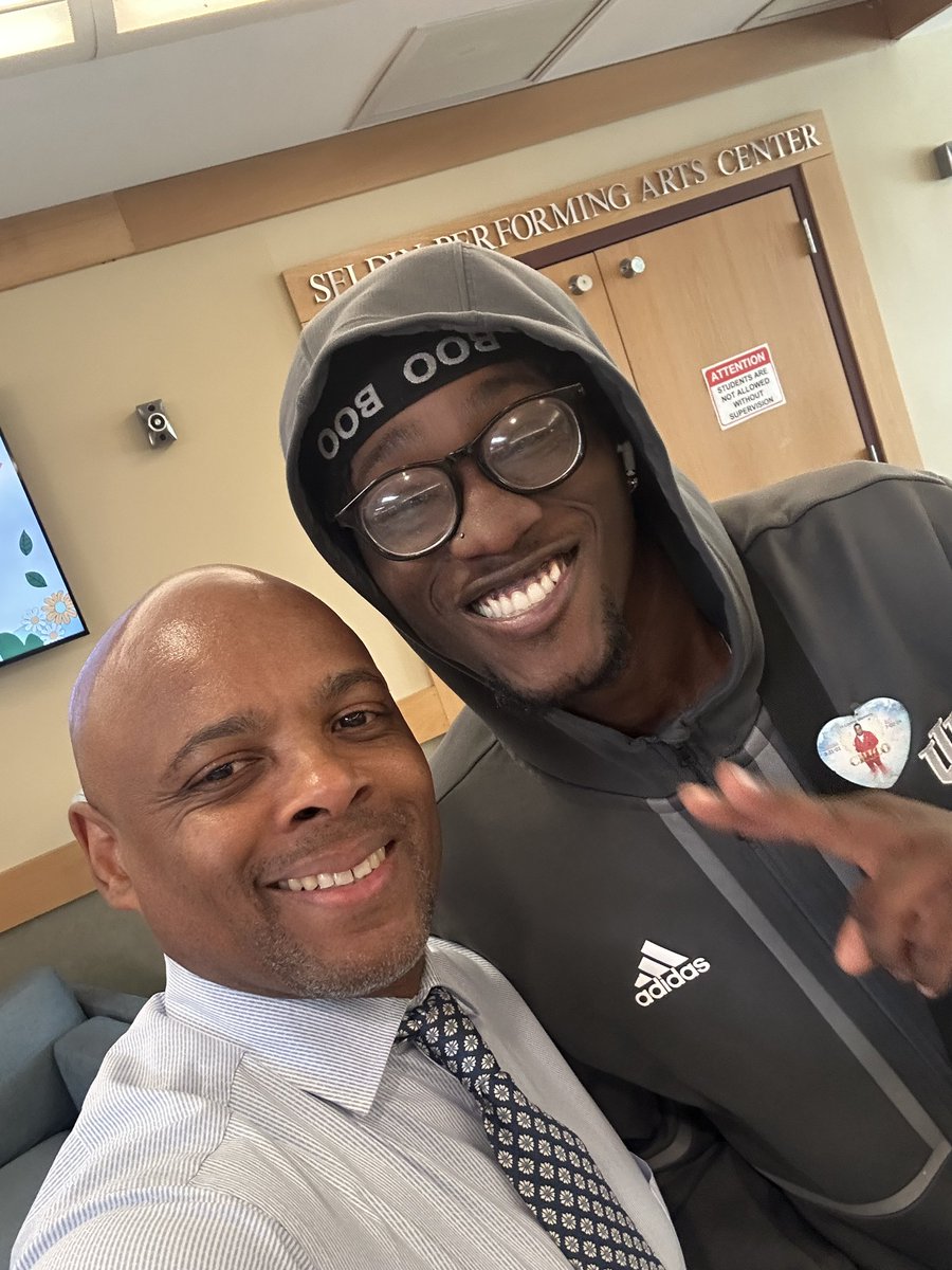 Jah’khi Washington was back on the Hilltop recently. Great seeing  you <a href="/acgi_dimes/">Jah’khi Washington</a>  👀👊🏾