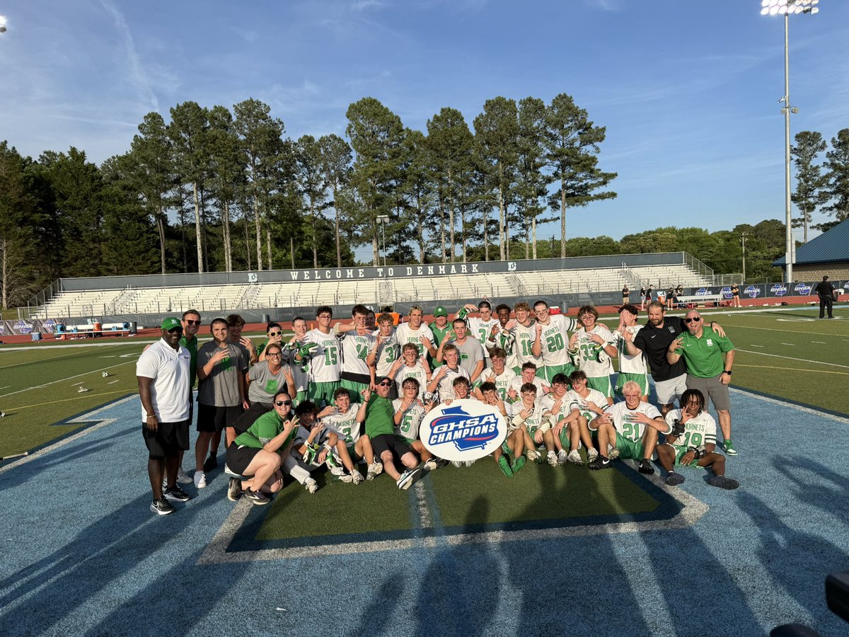 roswellsports's tweet photo. State Champions!!!!! @RoswellMensLax https://t.co/BfsJYnOnQb