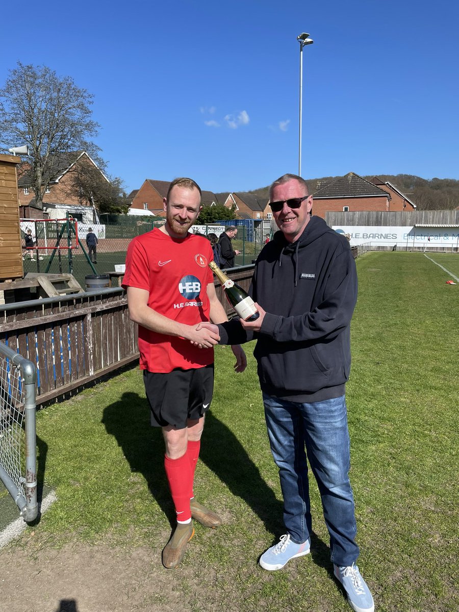 Dronfield Town FC tweet media