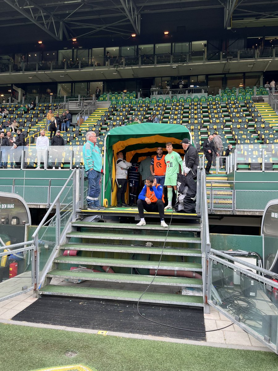 JBerrevoets's tweet image. Vandaag misschien wel m’n mooiste ervaring als social media mannetje. Heerlijk man 🤍 genieten genieten en nog is genieten. Maar we zijn er nog niet !!!!!

#WitteLeeuwen | #adoTEL