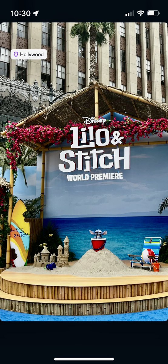 reelnewshawaii's tweet photo. Press has started arriving at the Lilo and Stitch Blue Carpet Premiere! https://t.co/r9GbDYsUL2