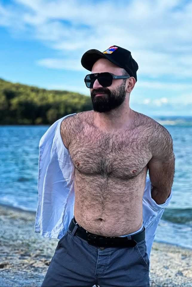 BJ (@manthroatpig) on Twitter photo 