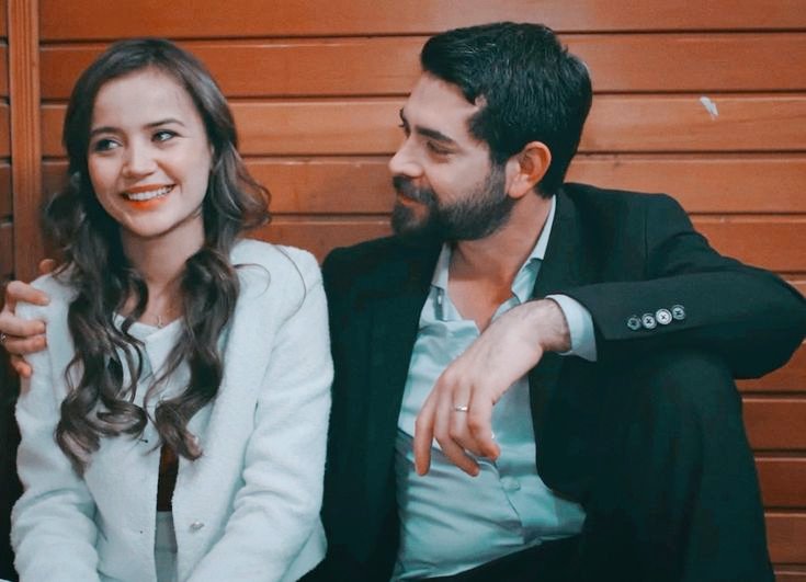 #DilBar | Sırf o gülüyor diye güler mi bir insan.. 🥹🤍🪄🦋

#KanÇiçekleri