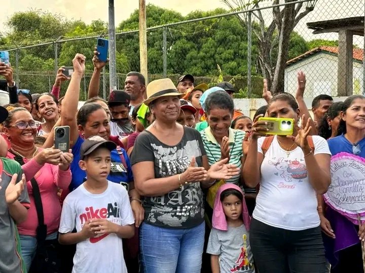MRT.. acompañamiento de la visita Joanna carrillo a la comunidad de javillar parroquia Rendón ,  , 
Participantes militantes y simpatizantes de la parroquia Rendón