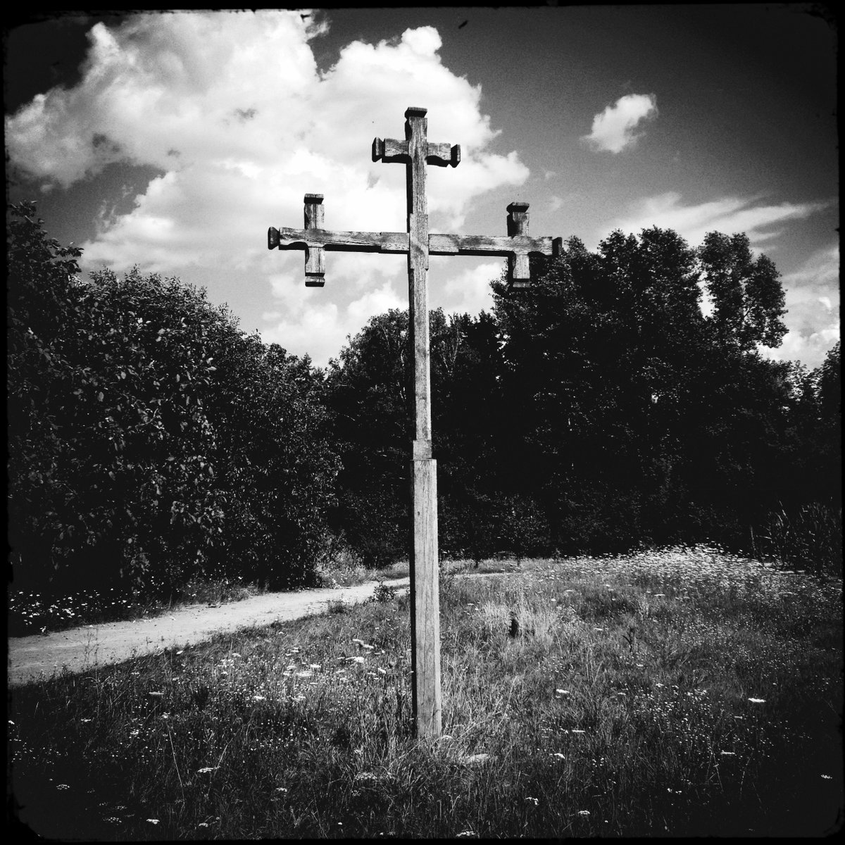 ABBSound's tweet photo. Pyrohiv National Museum of Folk Architecture and Life of Ukraine
More info in ALT

#blackandwhite #phojournalism #documentary #noir #dark #architecture #kitcam #kiev #ukraine #pyrohiv #pirogovo #KyivCulture #UkraineHeritage #blackandwhitephoto #bw #KitCamApp #bnw #noiretblanc https://t.co/yLgTlq48pJ