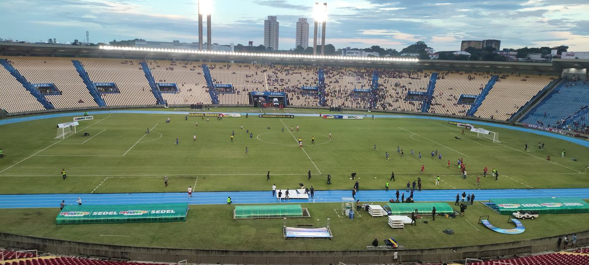 FutMaranhao's tweet photo. #MA2025 | 🏆 FINAL
FIM DE JOGO NO CASTELÃO: Maranhão 🇱🇷 2x0 🇮🇩 Imperatriz.
O MARANHÃO É O CAMPEÃO MARANHENSE DE 2025! https://t.co/z17vF4cL2F