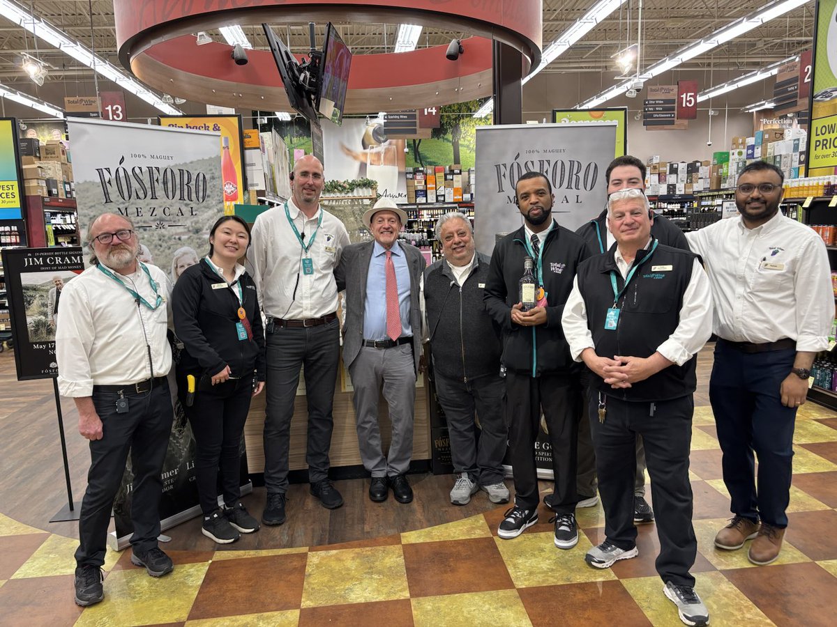 Thank you to the tremendous gang at ⁦<a href="/TotalWine/">Total Wine & More</a>⁩ in Norwalk ! ⁦<a href="/FosforoMezcal/">Fósforo Mezcal</a>⁩ loves you !!
