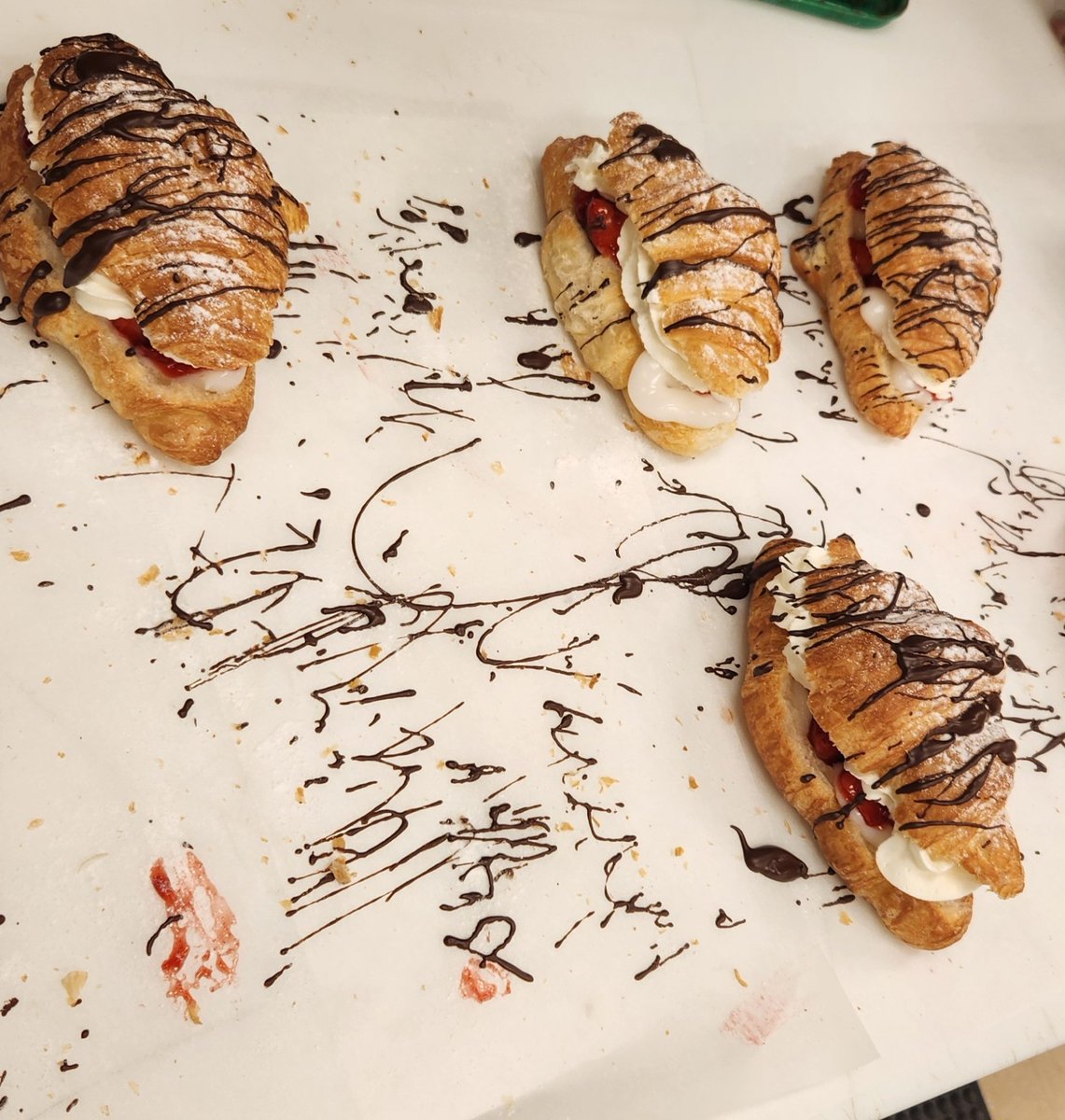 𓆩 ˗ˏˋ Vee ´ˎ˗ 𓆪 (uni era) tweet media