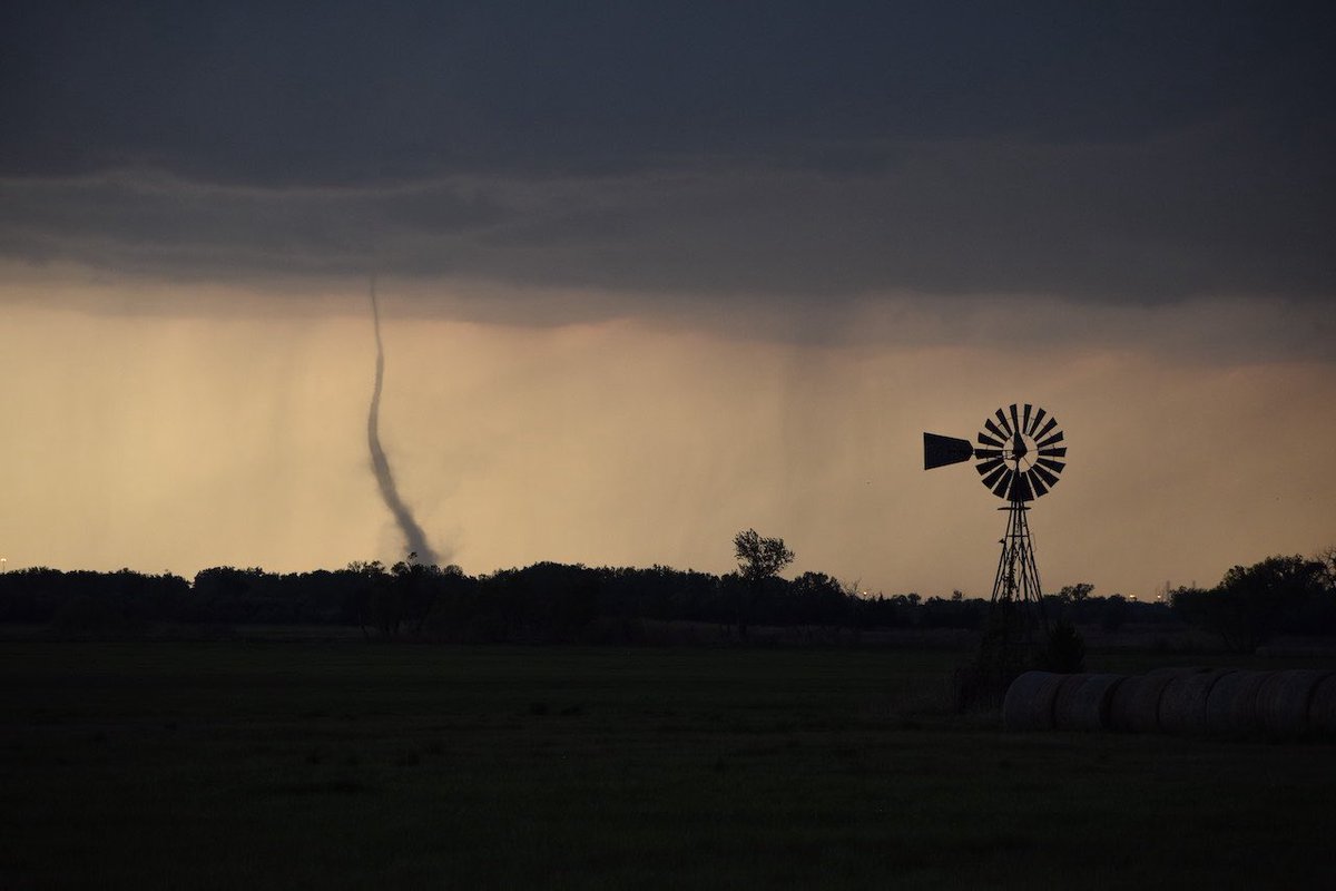 UofMchasers's tweet photo. On Wednesday, near North Platte, Nebraska, we found ourselves face-to-face with nature’s wildest tantrum - tornadoes in full, roaring display! 

Swipe through these epic shots from the chase! #NEwx #UMChase25

Photo credit - John Hanesiak https://t.co/ZyeYfnNh1k