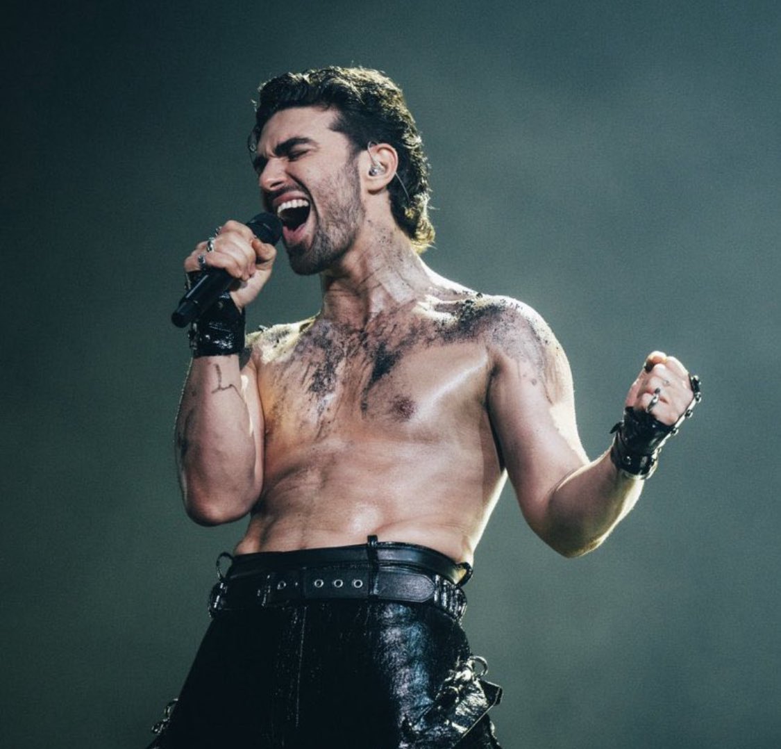 mirivivientes's tweet photo. ESPAÑA POR EL TALENTO 
ARMENIA PORQUE ESTÁ BUENÍSIMO 

#EurovisiónRTVE #Eurovision2025 https://t.co/wKArtiwFhI