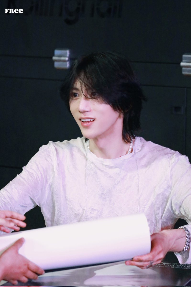 5.17 컴백show  HD

거짓말이...그가 30대라고 누가 믿겠어요??? 

#장현승