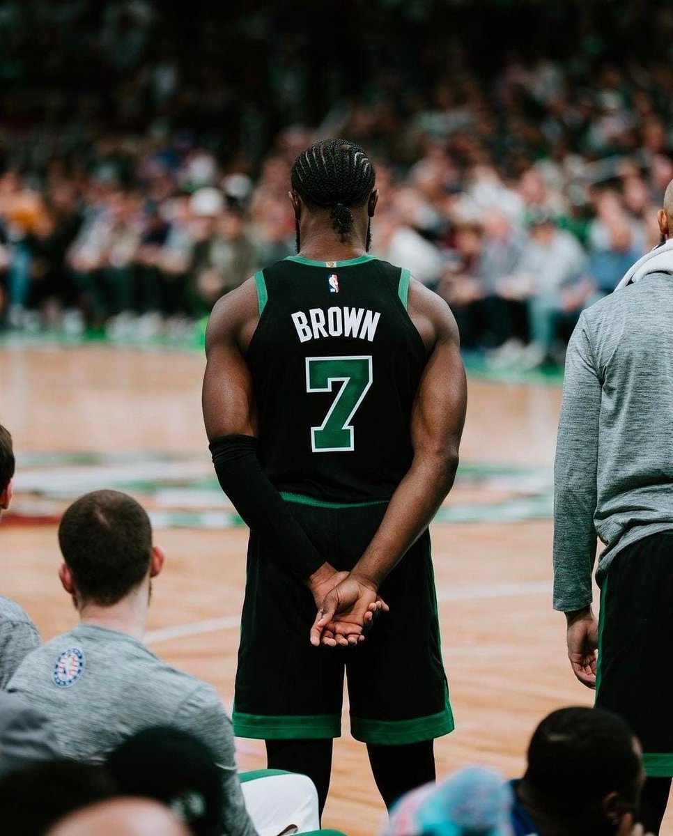 Played through a partial meniscus tear the whole playoffs. Put his body on the line and gave everything he had to this team. 

7 got my respect forever.