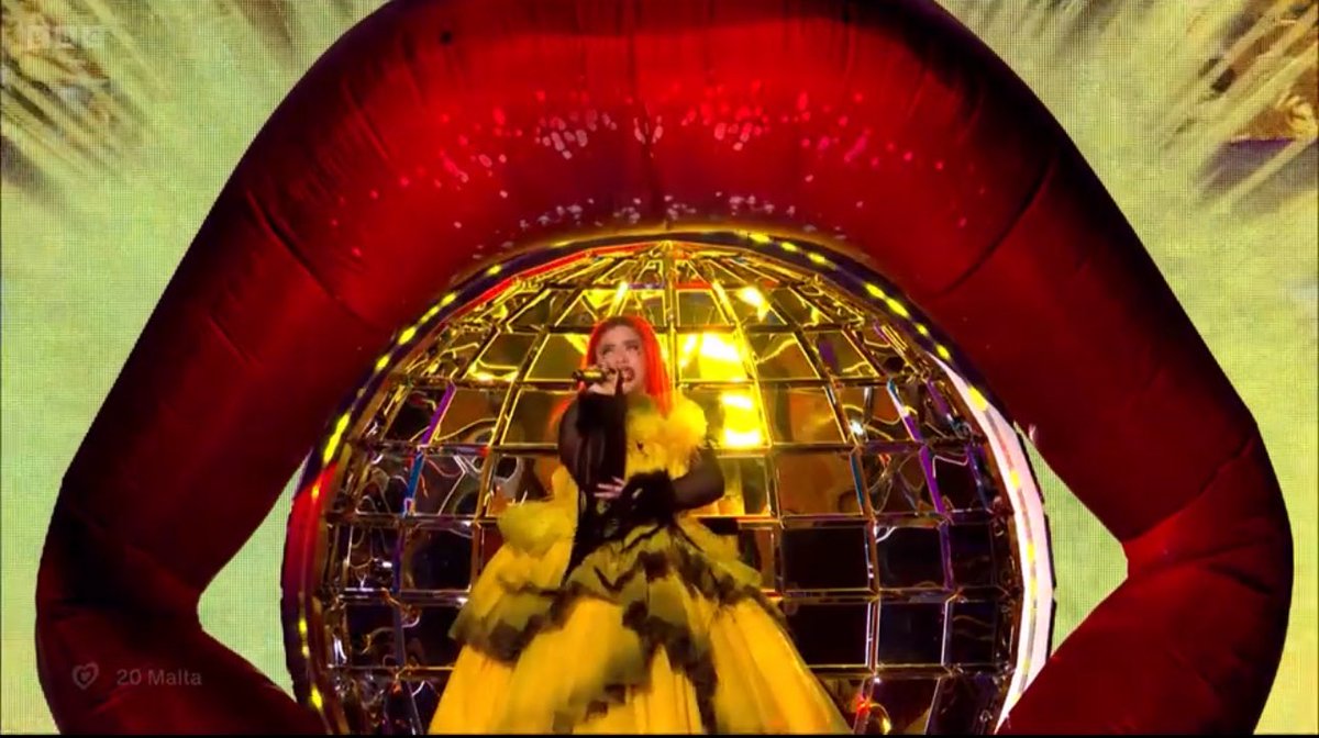 ococircusboy's tweet photo. Here we go ! #Eurovision2025 #mirianaconte #servingkant https://t.co/xBakt8fRxA