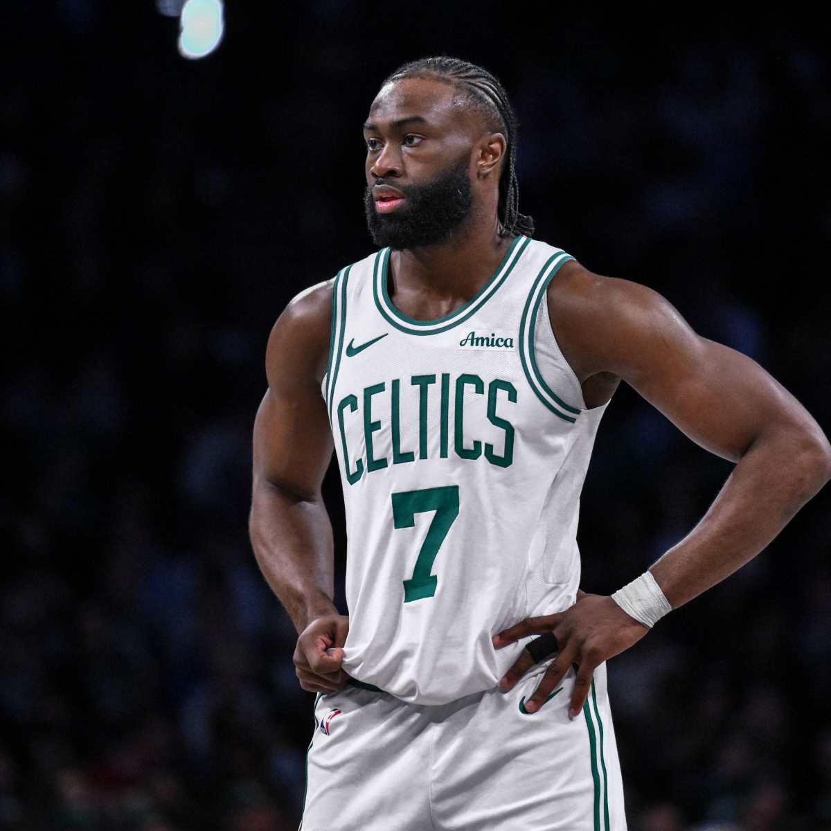 Legion Hoops tweet media