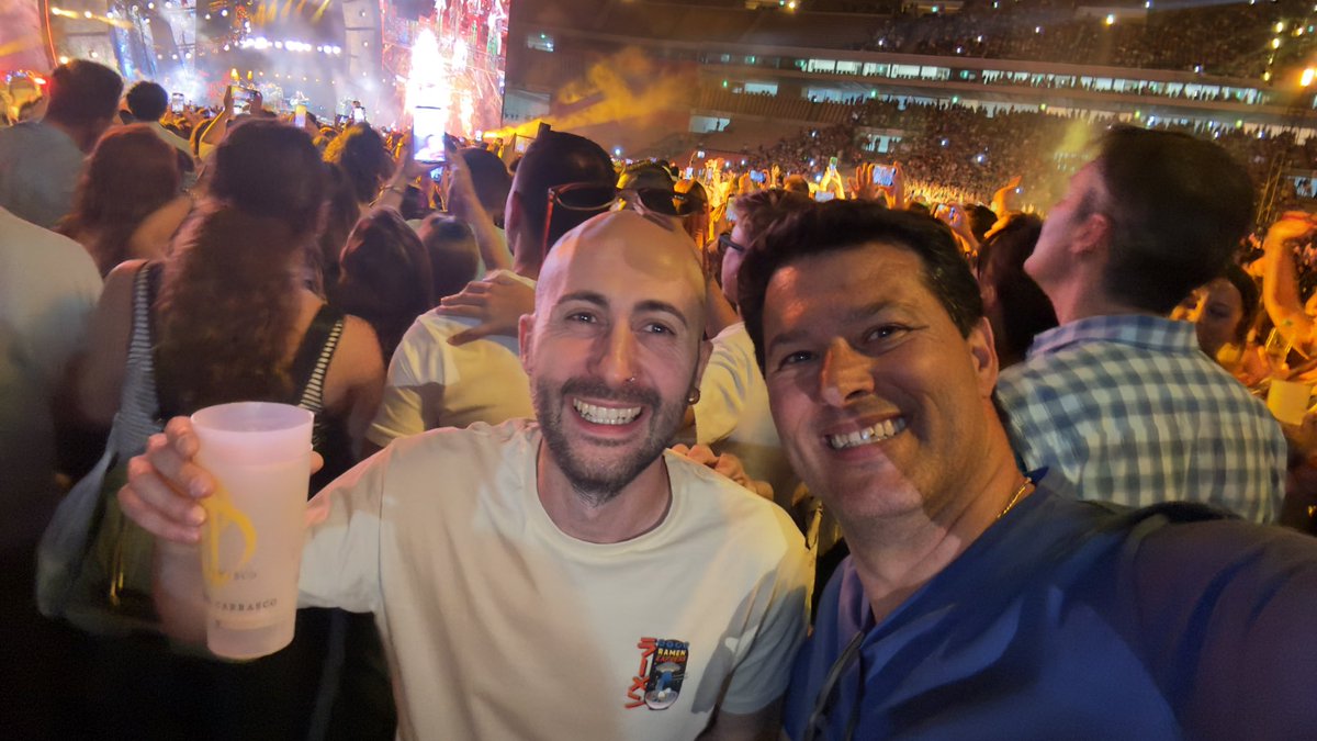 Aquí, con el <a href="/DonDiaza/">DonDiaza</a> de concierto!