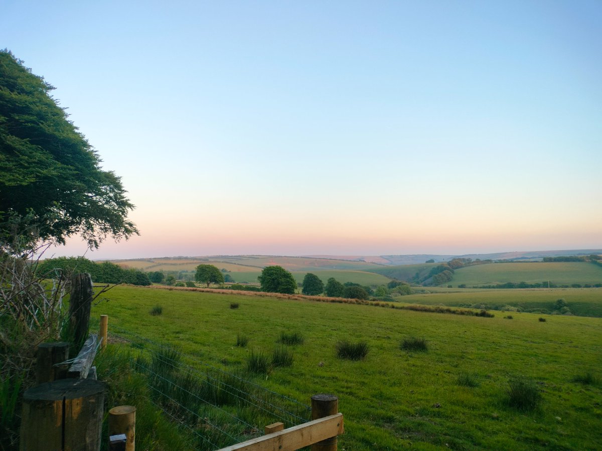 Was going to start walking the south west coast path today but road closures, a broken phone and tweaking my back meant we had to go home again, but got a nice drive out of it
