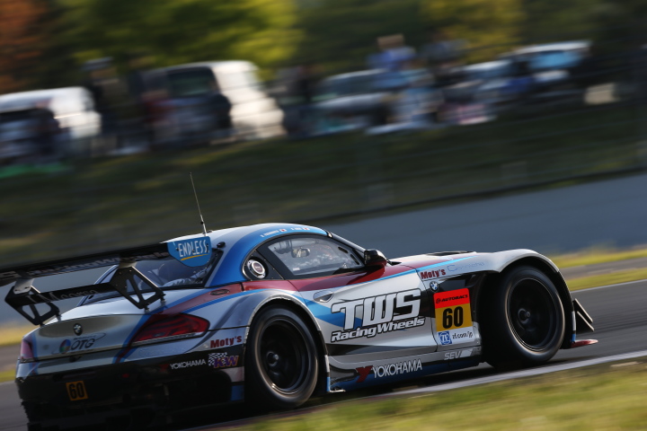 【2025年 SUPER GT参戦チーム 19】
LM corsa
トヨタディーラー系チームの一角

LC500 GTで戦うGT300チーム

大阪トヨペットが母体で
RCFやGRスープラ等トヨタ系
マシンを主に使ってきたが
初期にはBMW Z4や488 GT3を
走らせていた時期も

2025年はGRスープラに代えて
apr開発のLC500でシーズンを戦う
