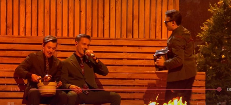 Unlustig und jeder 13 Jährige Beatmaker macht was Innovativeres als das was Schweden hier gelifert hat. 
#ESC2025 #ESC25 #Sweden