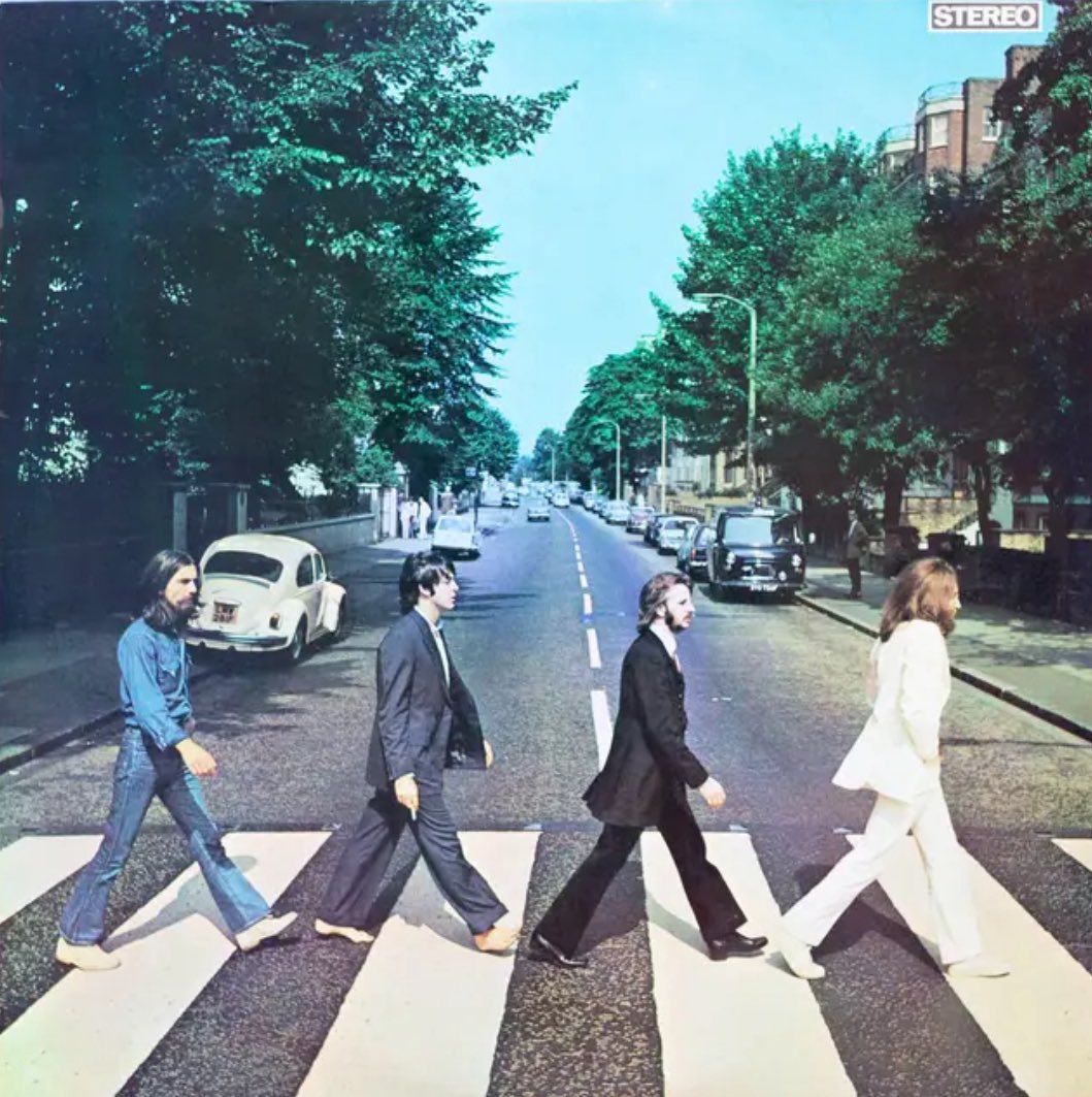 gssavage's tweet photo. ロンドンのビートルズAbbey Road crossing

@umeyu_rakuen @37sanjiro10 https://t.co/BjANOZEua7