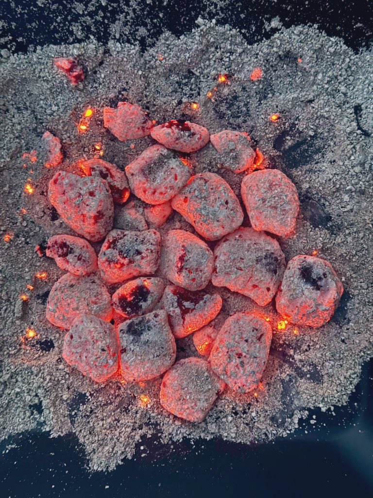 AllinTheHair's tweet photo. Nice to have the fire pit out for the evening https://t.co/5qdl4DcKAm