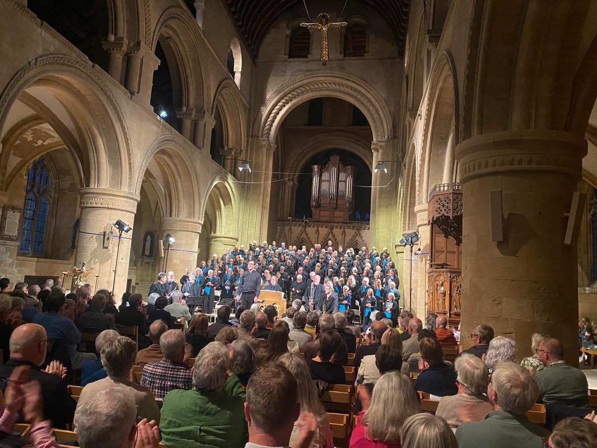 🎵 Such a wonderful concert with the The English Cornett &amp; Sackbut Ensemble - ECSE tonight in the beautiful Southwell Minster. 🎵
Thank you Jeremy for this fab photo!