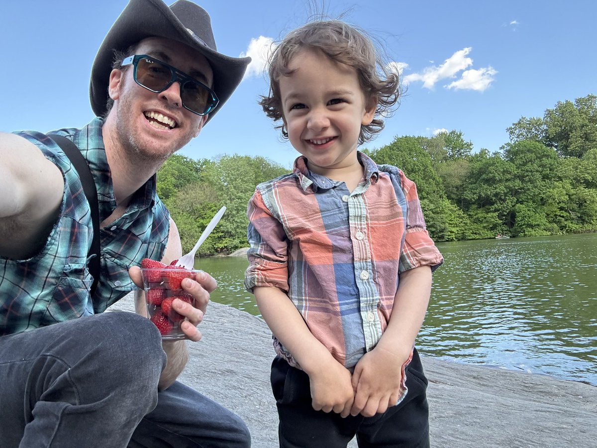 Father son howdy from Central Park 🤠 🎸 🌞