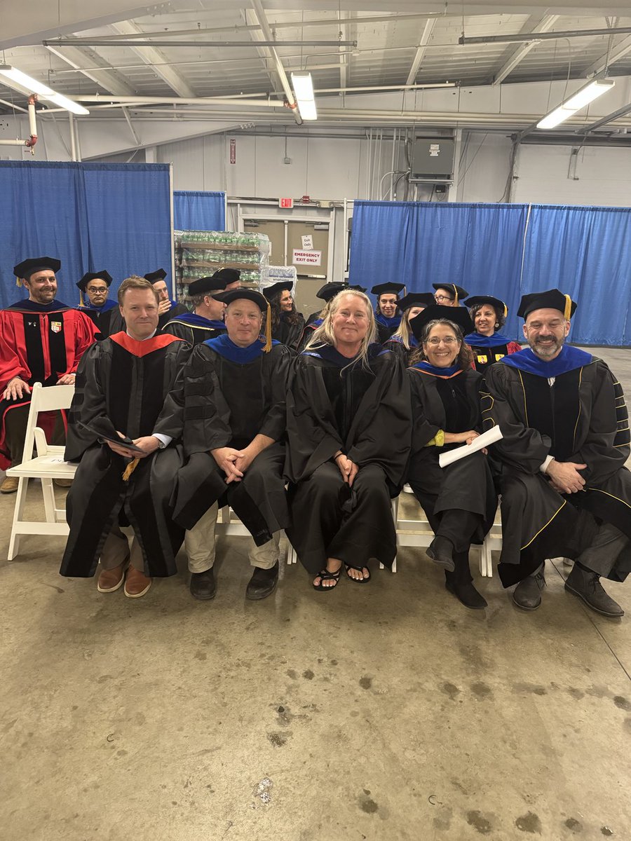 UVMPattyPrelock's tweet image. Congratulations to graduating students @uvmvermont @UVM_RSENR - go out and make a difference!
