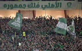 مقولة الراحل : عبدالله الفيصل 
الأهلي ( ملك ) جمهوره
لم تأتي من فراغ .
لذلك :
 #ماتياس_خط_احمر
نحن في مرحلة بناء والأهلي مستقر 
وسيقف جمهور القلعة الخضراء سداً منيع لمن يحاول العبث به 💚✋🏻