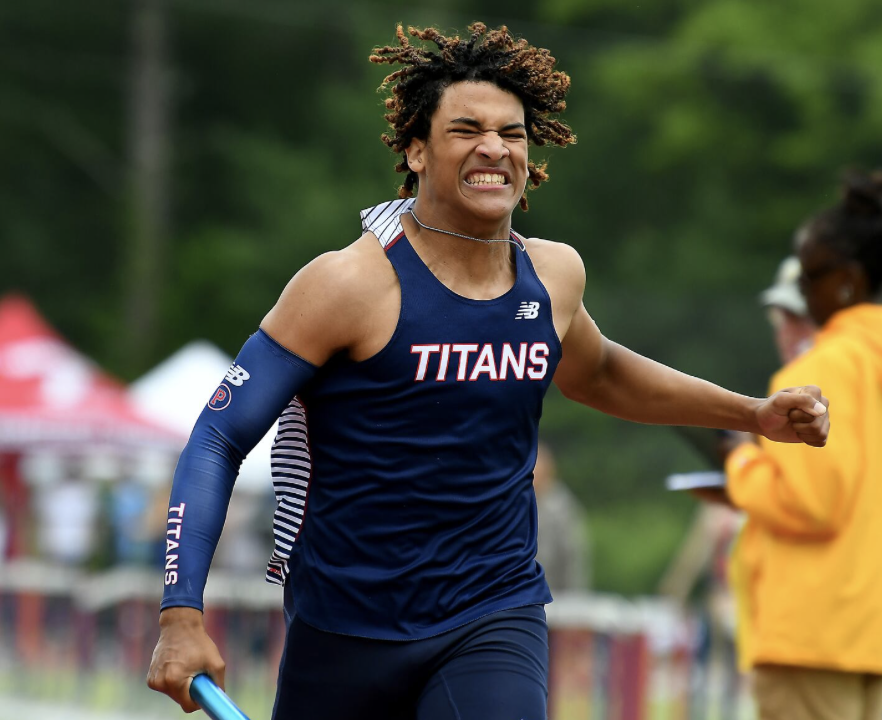 TrevorHass's tweet photo. The MSTCA D4 Relays were close to start, then the Wakefield boys and Melrose girls pulled away from the pack.

Story from Pembroke, including many more photos from Debee Tlumacki: https://t.co/uYBfKRdsRc @GlobeSchools @MHSathletix @WMHS_Warriors @WakefieldXCTF @PHS_Titans https://t.co/rFlT9e0Brk