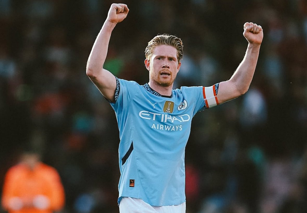 FabrizioRomano's tweet image. 🚨 Kevin De Bruyne: “I’m speaking to clubs about my future, yes. I want to play good football, whatever the decision”.
“Staying in England? I t depends who comes... I have a family, kids, I have to take care of a decision that suits everybody. The decision is complex”, told Sky.