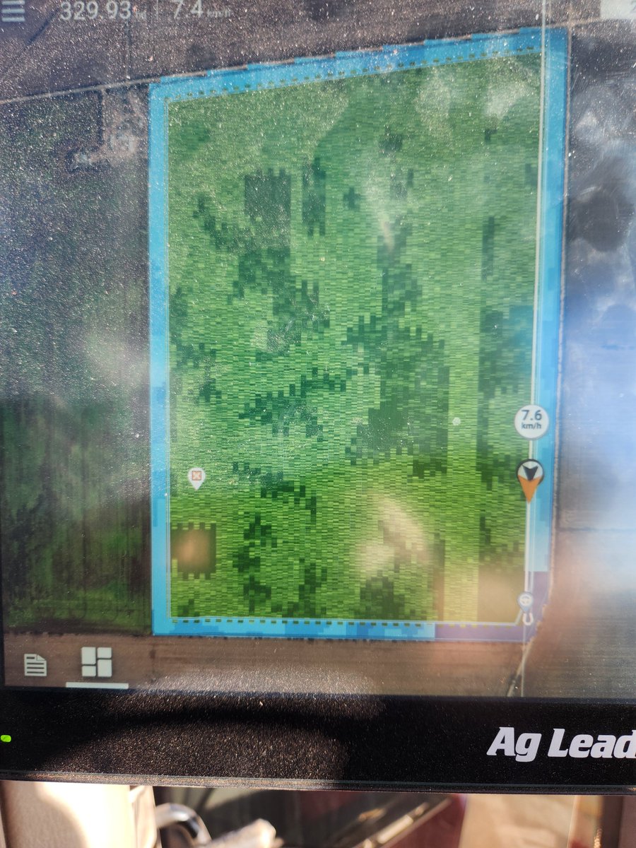 DaveyJohn_676's tweet photo. 1. @KalimarAg Ground truthing the power of reliable Yield maps.
After replacing the unreliable Yield Monitoring on our New Holland CR9.90 with an AgLeader Yield monitor, we finally got reliable Yield Mapping. #GO16 https://t.co/EWwSSZAweX