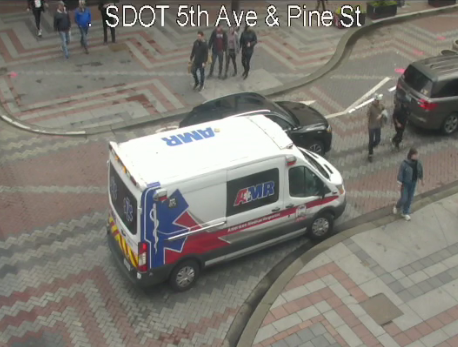 Hindi pinagana ang sasakyan sa 5th Ave & Pike St
