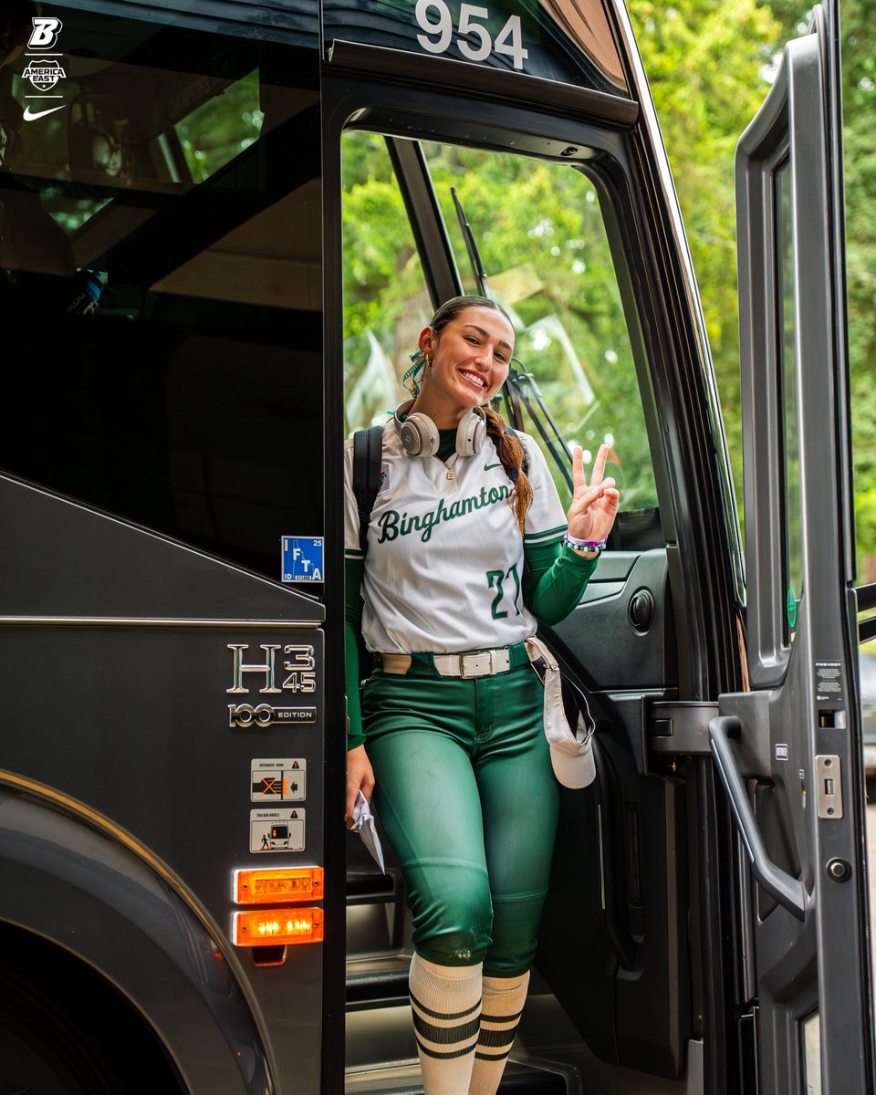 BinghamtonSOFT's tweet photo. Let’s make some NOISE!
#ONEBinghamton #Regionals https://t.co/7pVdDFEBWl