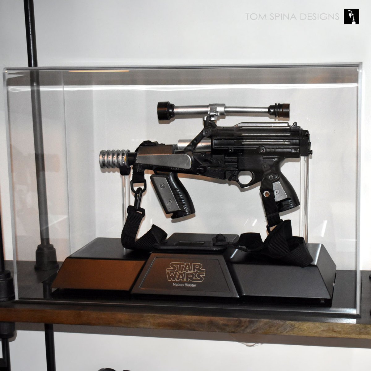 TomSpinaDesigns's tweet image. Did you know that we can build CUSTOM acrylic display cases for you in any size you may need? Reach out for a quote including UV filtering, mirrored bases, and other features. bit.ly/TSDCustomCases

#customdisplay #displays #displaycase #acryliccases #propdisplays #collectibles