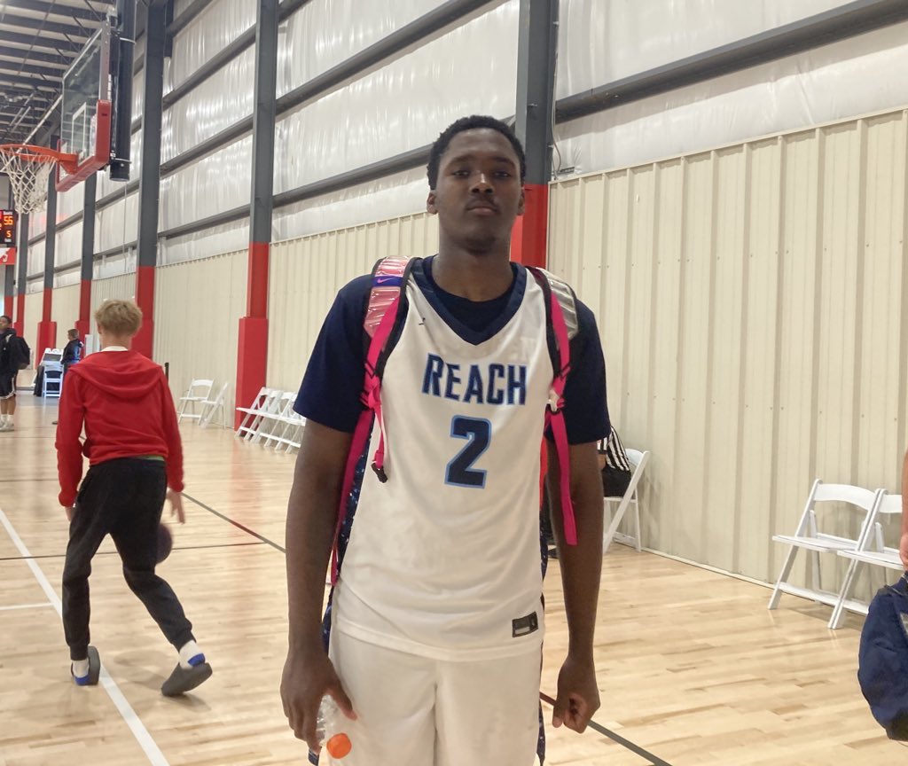 Midwest Hoops Spotlight (@mhs_boys_) on Twitter photo 2026 Damari Stephens went to work inside to score 22 points in a win for <a href="/reachLegends/">REACH Legends</a>. Strong and aggressive 6’6 forward who moves well around the paint plus finish through contact to score at a high rate. Can also control the glass. <a href="/ny2lasports/">NY2LA SPORTS</a> 2026 Damari Stephens went to work inside to score 22 points in a win for <a href="/reachLegends/">REACH Legends</a>. Strong and aggressive 6’6 forward who moves well around the paint plus finish through contact to score at a high rate. Can also control the glass. <a href="/ny2lasports/">NY2LA SPORTS</a>