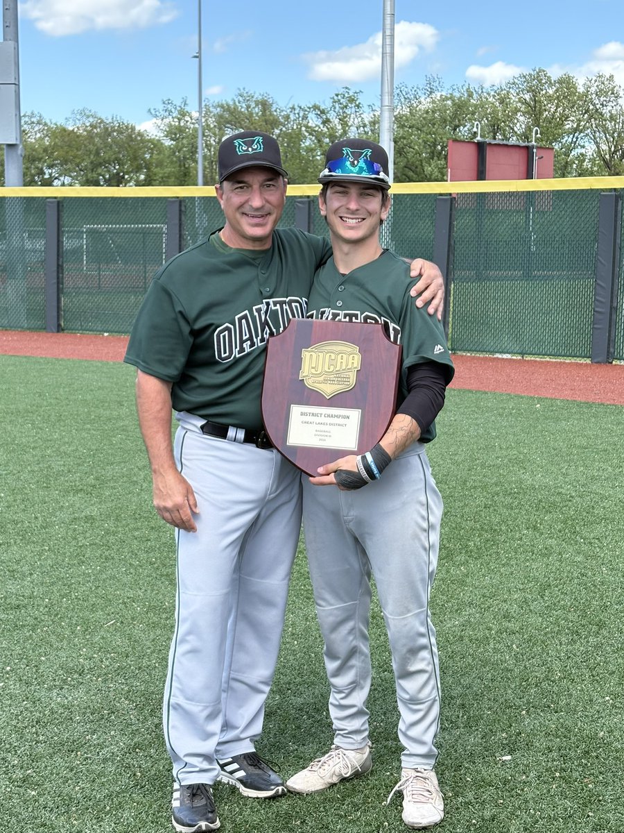 Congrats Oakton and father son duo Dan and Daniel Dellaria ‘24 on heading to the NJCAA D3 World Series!