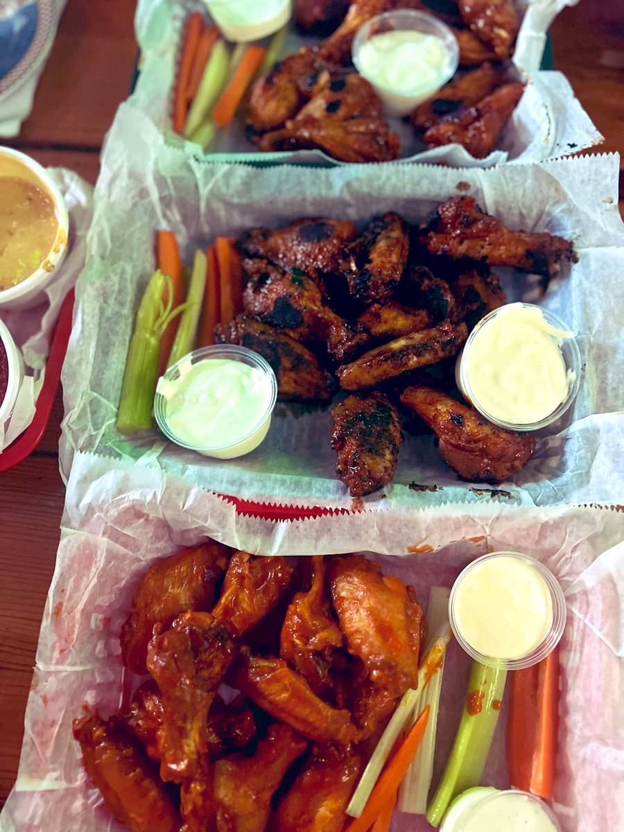 Erin Maguire (@erinmmaguire) on Twitter photo Take it from a WNY native & wing aficionado: listen to <a href="/notthefakeSVP/">Scott Van Pelt</a> and hit up Moosehead Bar & Grill if you’re at <a href="/PGAChampionship/">PGA Championship</a>.
Blackened wings (middle): Solid 8.5
Bee sting: 7.6
Buffalo hot: 7.8
Great wings – could use a bit more crisp, but definitely a must-try! Take it from a WNY native & wing aficionado: listen to <a href="/notthefakeSVP/">Scott Van Pelt</a> and hit up Moosehead Bar & Grill if you’re at <a href="/PGAChampionship/">PGA Championship</a>.
Blackened wings (middle): Solid 8.5
Bee sting: 7.6
Buffalo hot: 7.8
Great wings – could use a bit more crisp, but definitely a must-try!