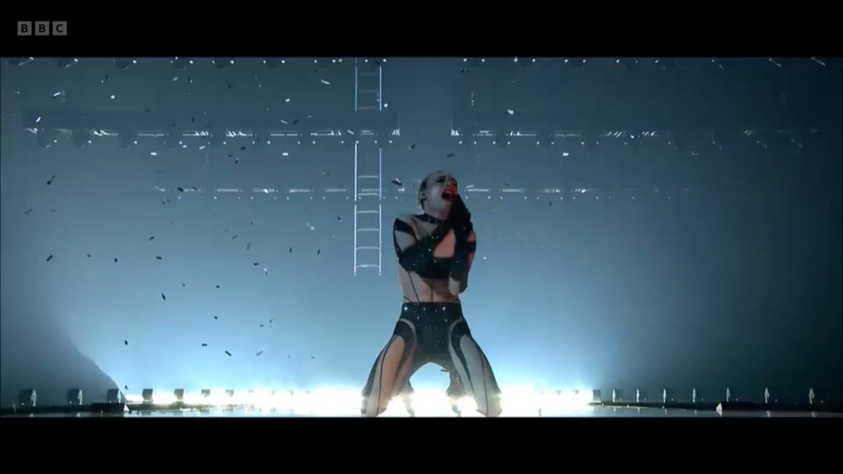 MatthewRimmer's tweet image. That was very good from Nemo.

#Unexplainable #Eurovision #Eurovision2025