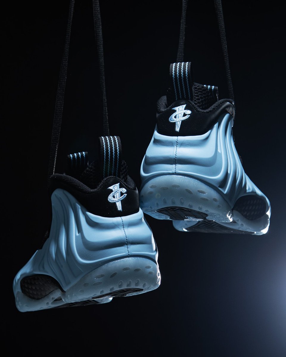 Foot Locker Canada tweet media