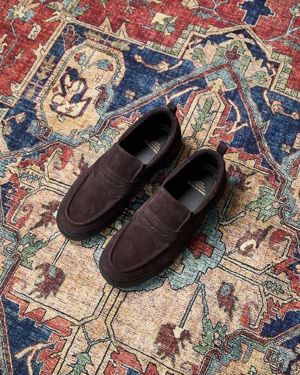 Cocoa Buttaz 

Syle God Olan Pratt Keepin it All The Way G 
with the All-New Cohiba SL30 Skate Loafer in Cocoa Black

Now Available at Select Canadian Retailers
and hoursisyours.ca

HØURS IS YOURS
A SKATER OWNED FOOTWEAR CO.

<a href="/hoursisyours/">HOURS IS YOURS</a>
<a href="/olanprenatt/">olan prenatt</a>