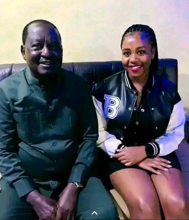 GideonMutia's tweet image. Tangu Raila aonekane na haka kasichana last year during GenZ demos,ODM has never been the same again,another reason to fear women.Infact if you see women,run,infact fly and if possible sublime.#Wantam .#Oneterm