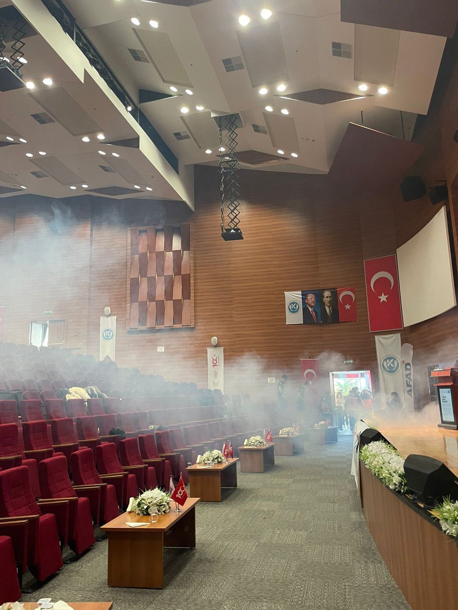 Programımızdan sonra gerçekleştirdiğimiz tatbikattan görüntüler 😊

#kayseriuni #afad #afetveacildurum