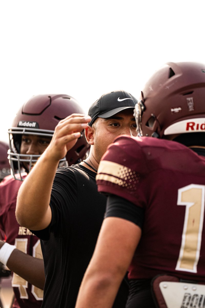 Isaac Sandoval (@coachsandoval12) on Twitter photo Spring Ball is in the books 📚 Now it’s full speed ⚡️ahead to the season — the grind doesn’t stop 💪. Fall can’t come fast enough! ‼️
#YotesUp #DarkSideDefense
<a href="/HHS_Coyote_FB/">Heritage Coyote Football</a> <a href="/Coyotes_Ath/">Frisco Heritage Athletics</a> <a href="/CoachJ_Fish/">John Fish</a> <a href="/reesekoroma27/">Maurice Koroma</a>
📸: <a href="/BrandyWilliams_/">B - Breezy</a> Spring Ball is in the books 📚 Now it’s full speed ⚡️ahead to the season — the grind doesn’t stop 💪. Fall can’t come fast enough! ‼️
#YotesUp #DarkSideDefense
<a href="/HHS_Coyote_FB/">Heritage Coyote Football</a> <a href="/Coyotes_Ath/">Frisco Heritage Athletics</a> <a href="/CoachJ_Fish/">John Fish</a> <a href="/reesekoroma27/">Maurice Koroma</a>
📸: <a href="/BrandyWilliams_/">B - Breezy</a>