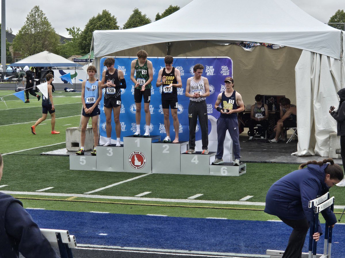 At 5A State Track Desmond Swaner 5th place in the 800M!!