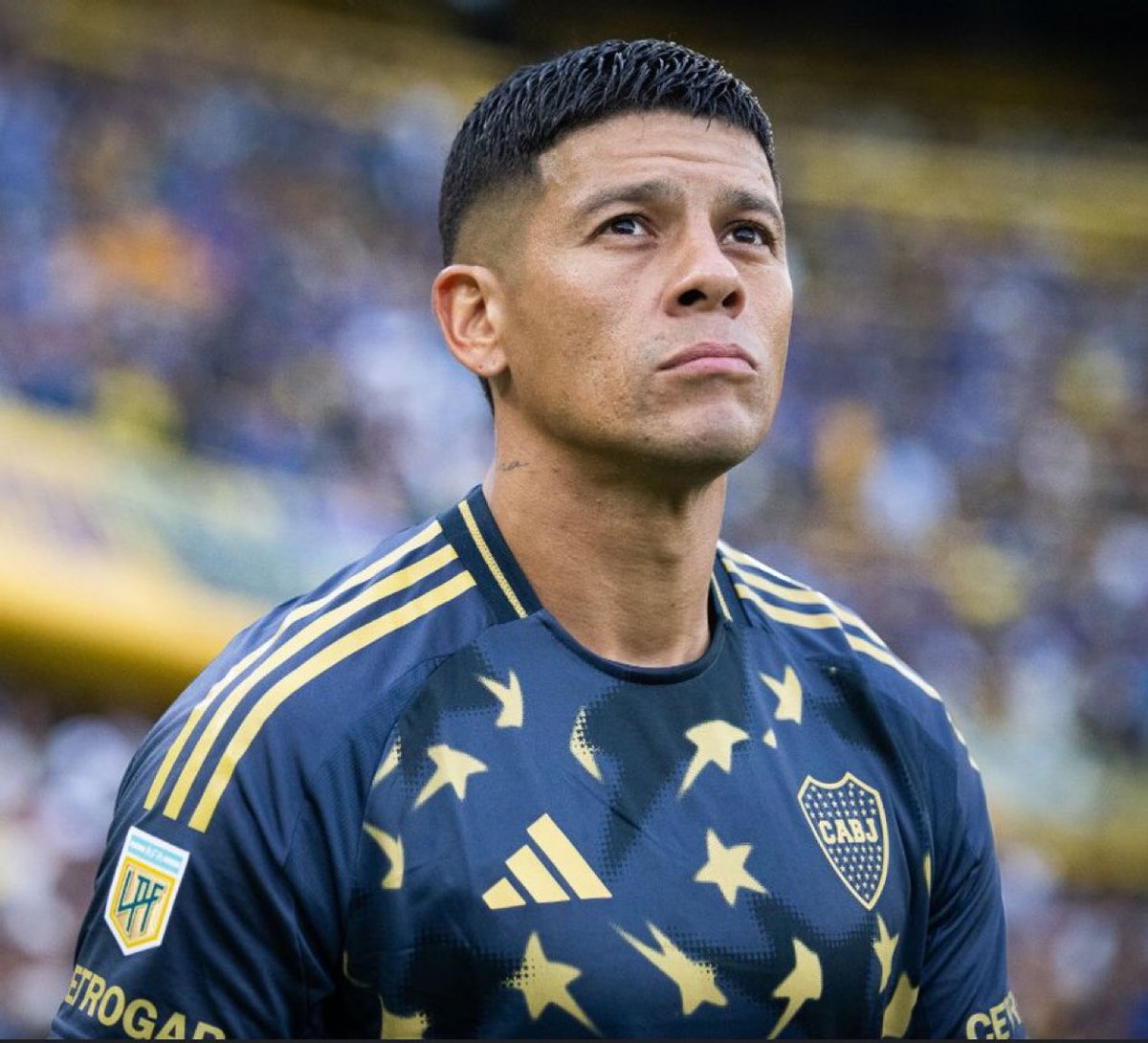 Labocatw's tweet photo. URGENTE: MALAS NOTICIAS 

Marcos Rojo no se pudo entrenar con el grupo por un estado febril severo. Esperan su evolución para ver si mañana concentra, si no llega jugará Ayrton Costa.

Vía @unico_grande_12 https://t.co/ZavdWzrooQ
