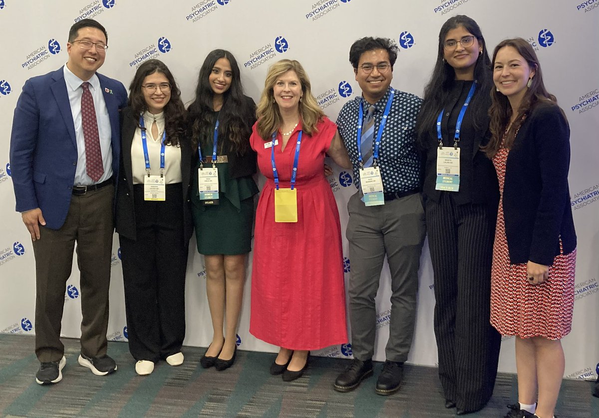DrHowardLiu's tweet photo. So inspired by med students and physicians who are doing cutting edge research in music, GLP-1’s, and AI and the future of mental health and addiction treatment! I really enjoyed the dialogue with the press on innovation at #APAAM25. Kudos to @auntieEE &amp; @AlexaHaverlah 👏🏼👏🏼👏🏼 https://t.co/XpRSw4aRaO