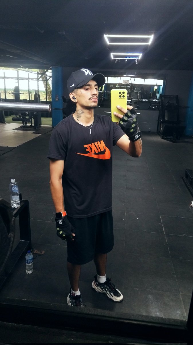 StevenxAnderson's tweet photo. 1.78cm📏 https://t.co/8HdNlVFBIO
