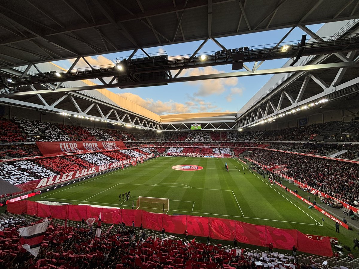 b16_ld's tweet photo. LOSC 2024/2025. J’en parlerai à mes gosses https://t.co/DTFoH6hmzf